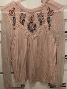 Spirit Hwy Blush Pink Embroidered Mesh Top Size Small